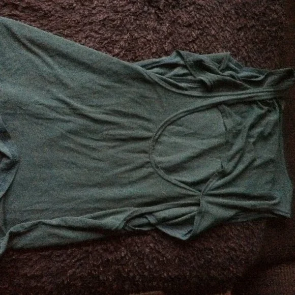 Toonzshop "Leigha" loose sleeveless top - Picture 5 of 6